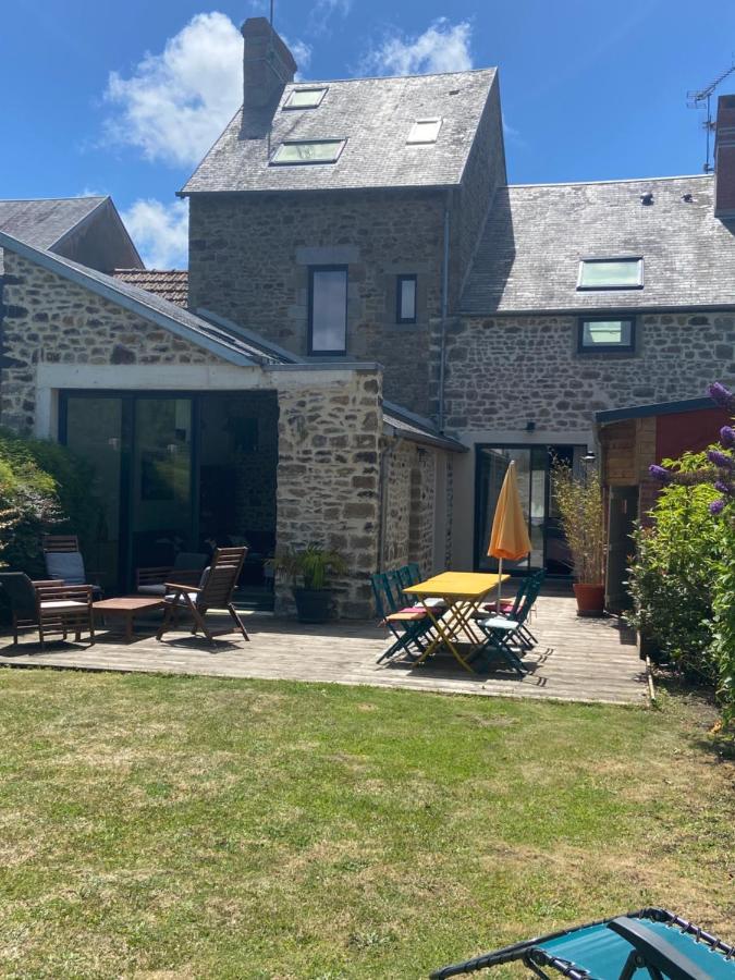 Le Cottage De La Baie 卡罗勒 外观 照片