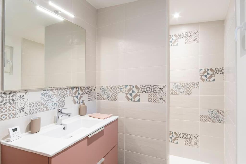 Le Cottage De La Baie 卡罗勒 外观 照片
