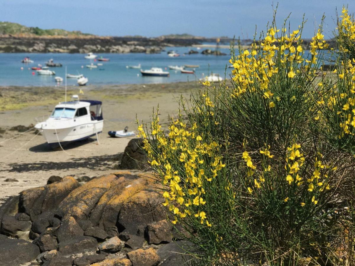 Le Cottage De La Baie 卡罗勒 外观 照片