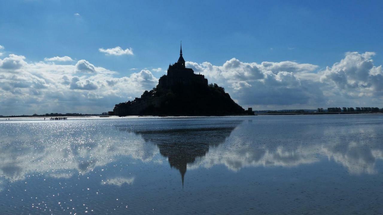 Le Cottage De La Baie 卡罗勒 外观 照片